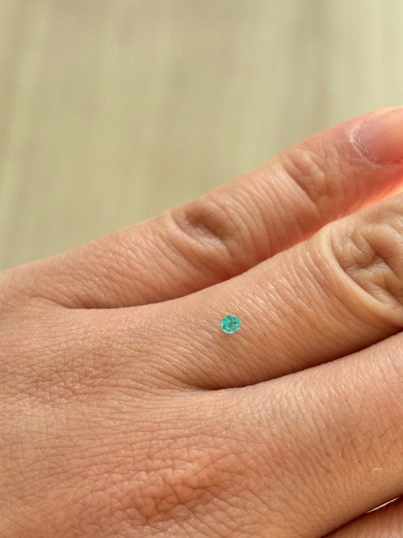 ブラジル産 パライバトルマリン ルース ネオンブルー 0.048ct