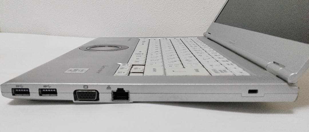 美品 Panasonic CF-LV9 i5 16GB SSD256GB