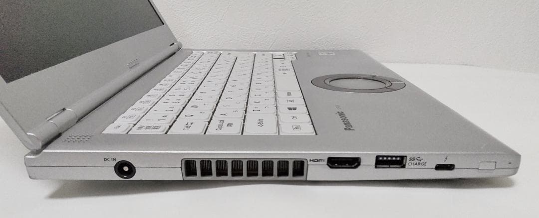 美品 Panasonic CF-LV9 i5 16GB SSD256GB