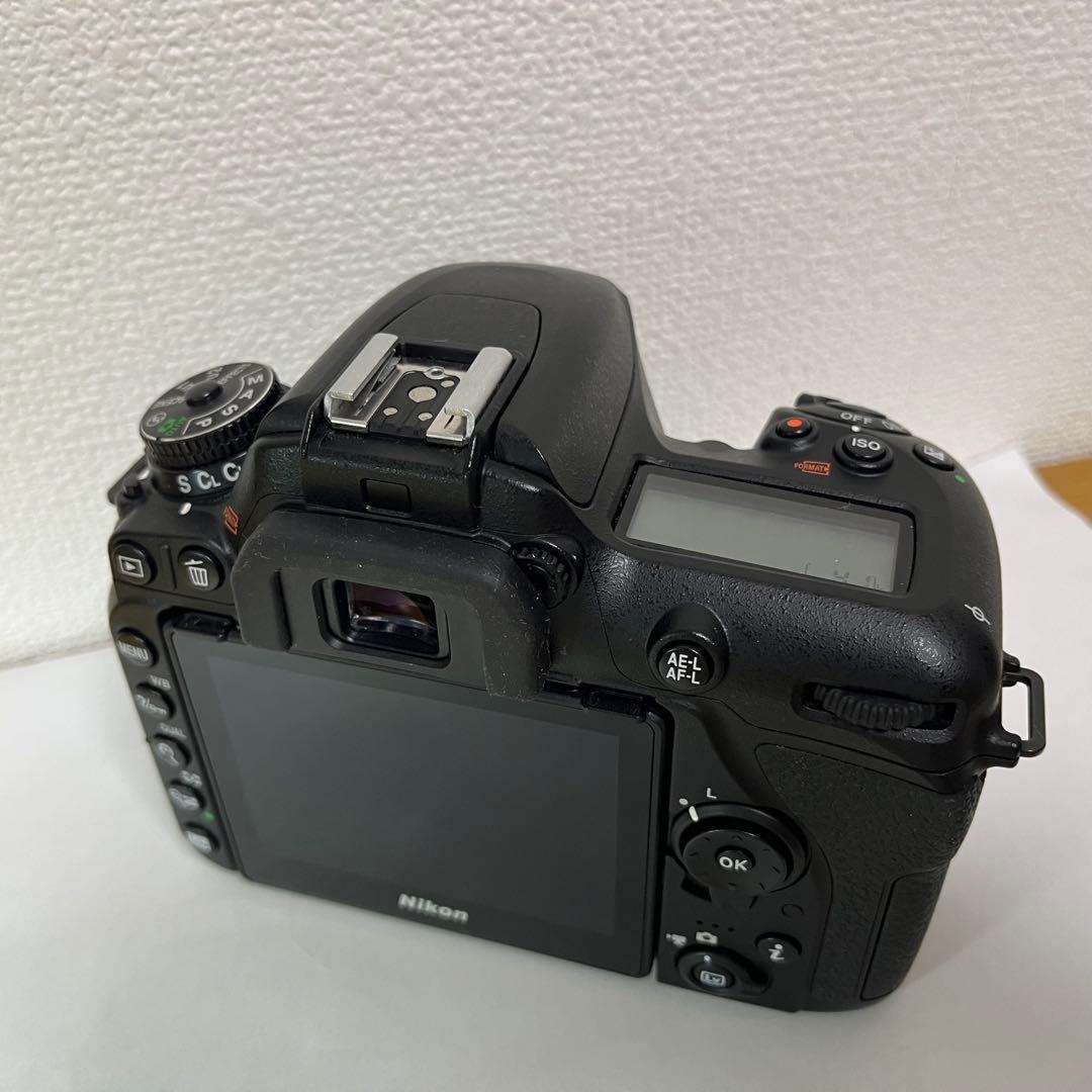 ニコン Nikon D7500 ★シャッター数：6769枚