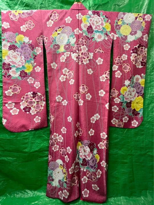 美品　値段交渉可　振袖　ピンク　花柄　ポリエステル