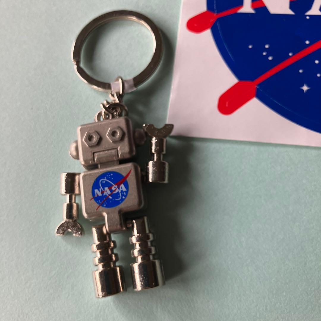 NASA ロボット型メタルキーホルダー