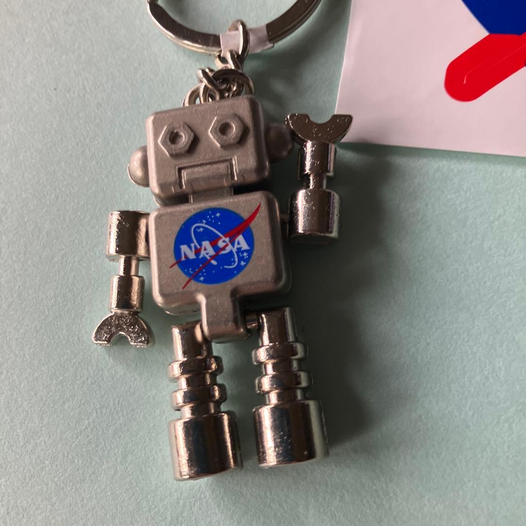 NASA ロボット型メタルキーホルダー