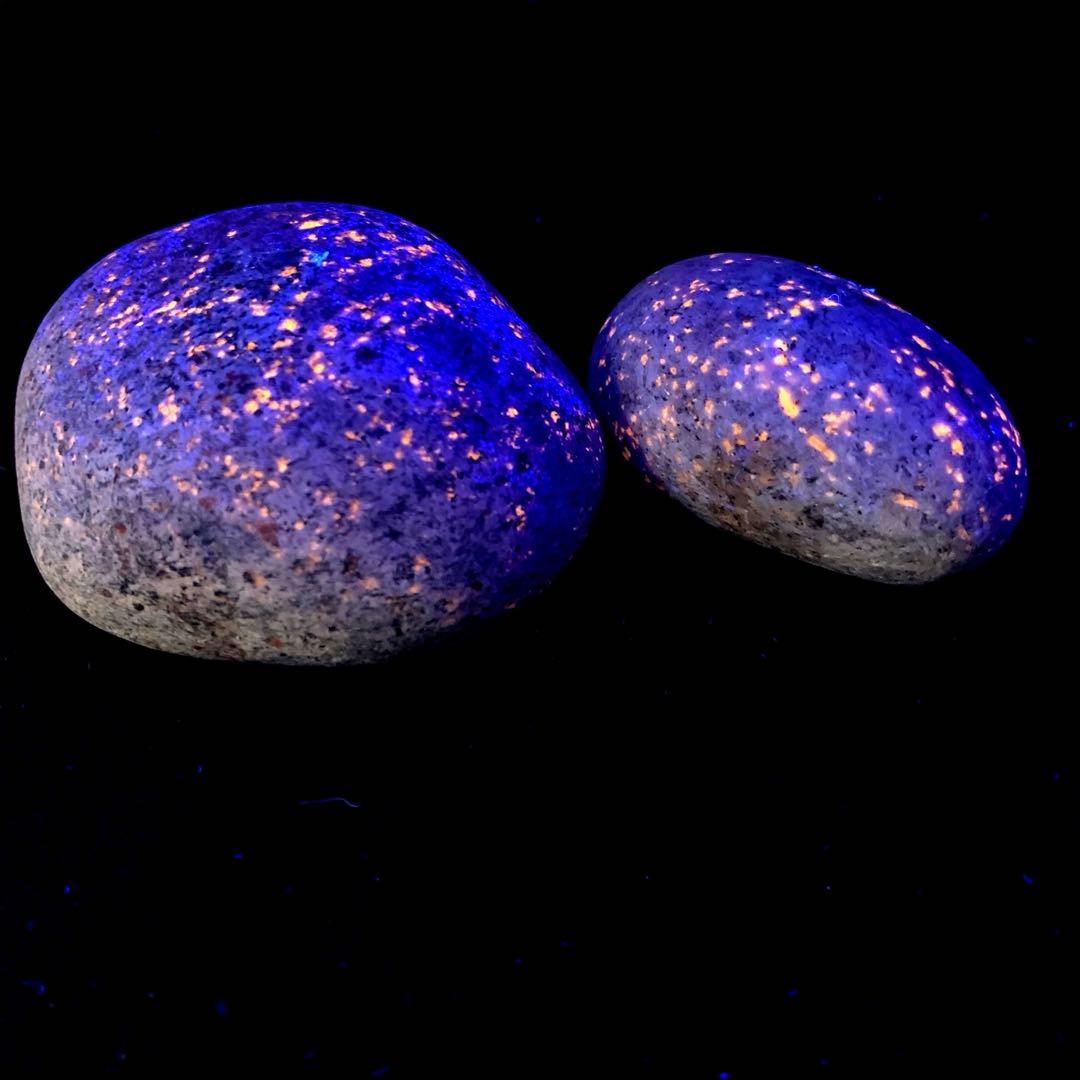 ㊺ユーパライト、光る石、鉱物、天然石、2個セットお守り、神秘的　コレクター