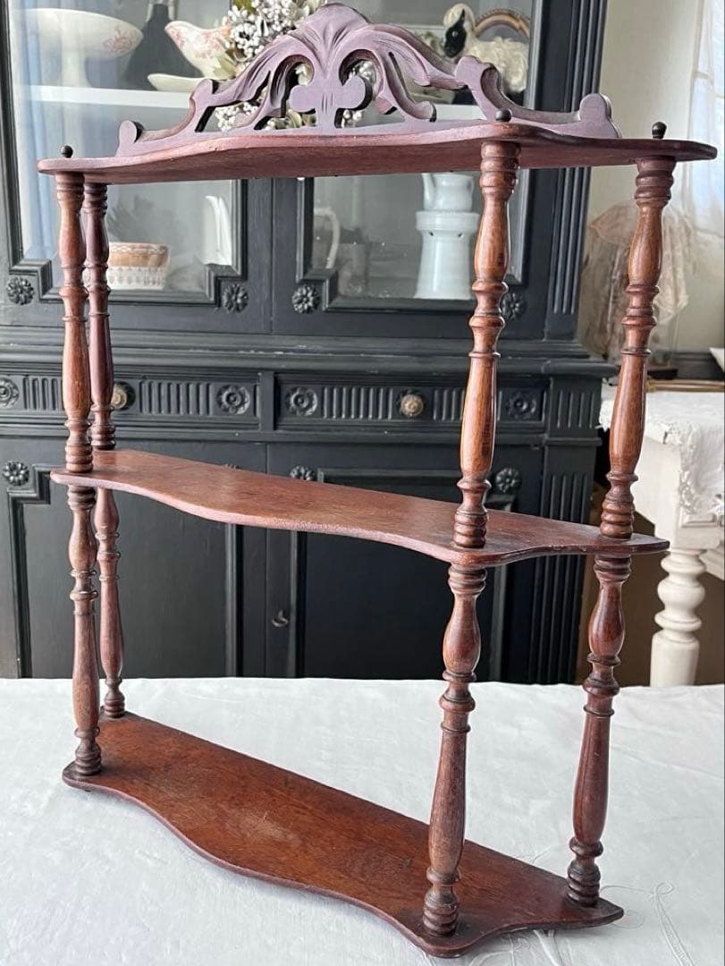 【美品】フランスアンティーク 1900年代 木製3段装飾エタジュール[3738]