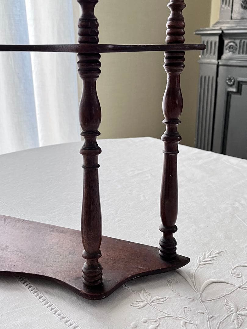 【美品】フランスアンティーク 1900年代 木製3段装飾エタジュール[3738]