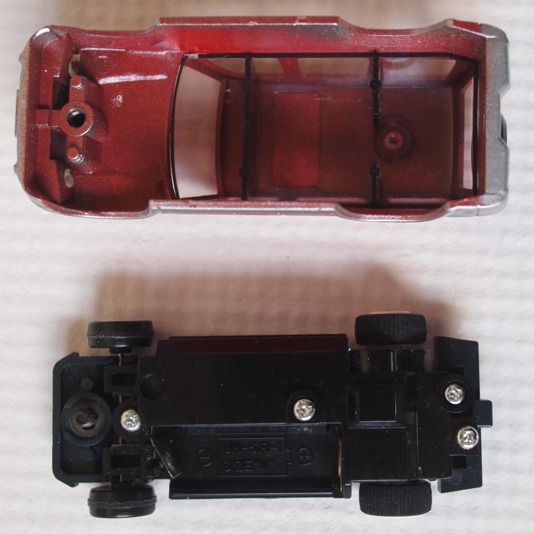 トミカプラロード B/Oモータートミカ自動踏切 D-11 三菱パジェロ 信号機