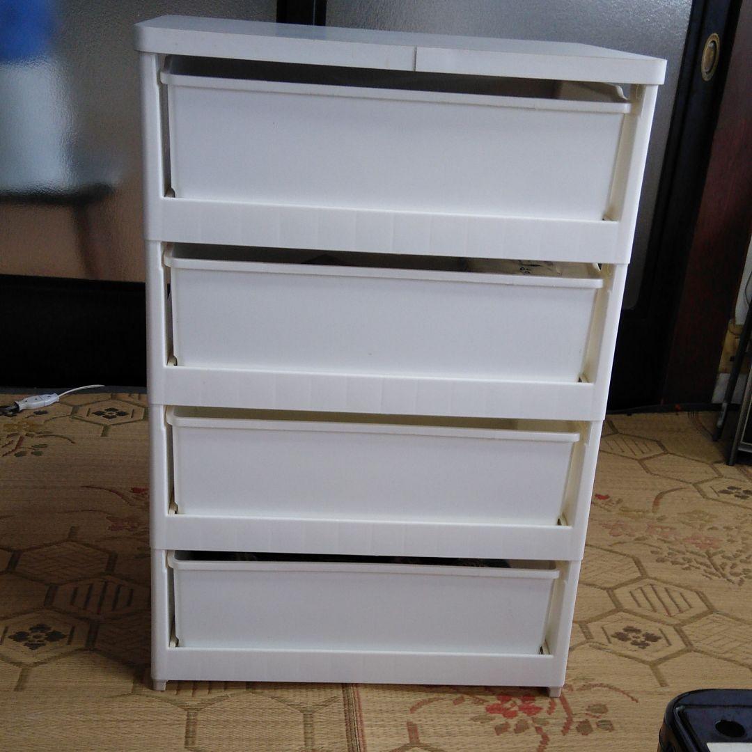 小ダンス、衣装ダンス