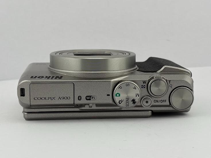 ★極上美品★ニコン COOLPIX A900 シルバー ★元箱、バッテリー付★