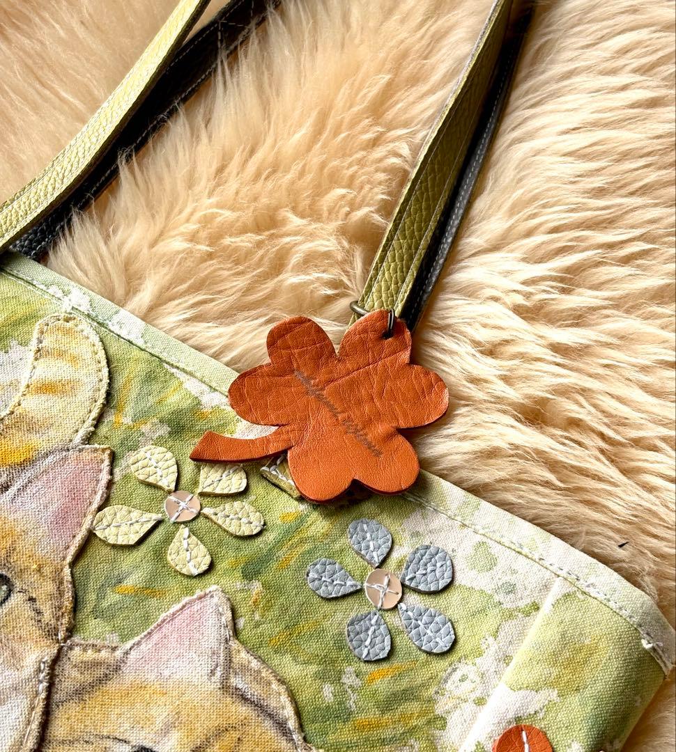 (手づくり)\"やぁ、こんにちは\"ねこたちのトートバッグ/アップリケパッチワーク