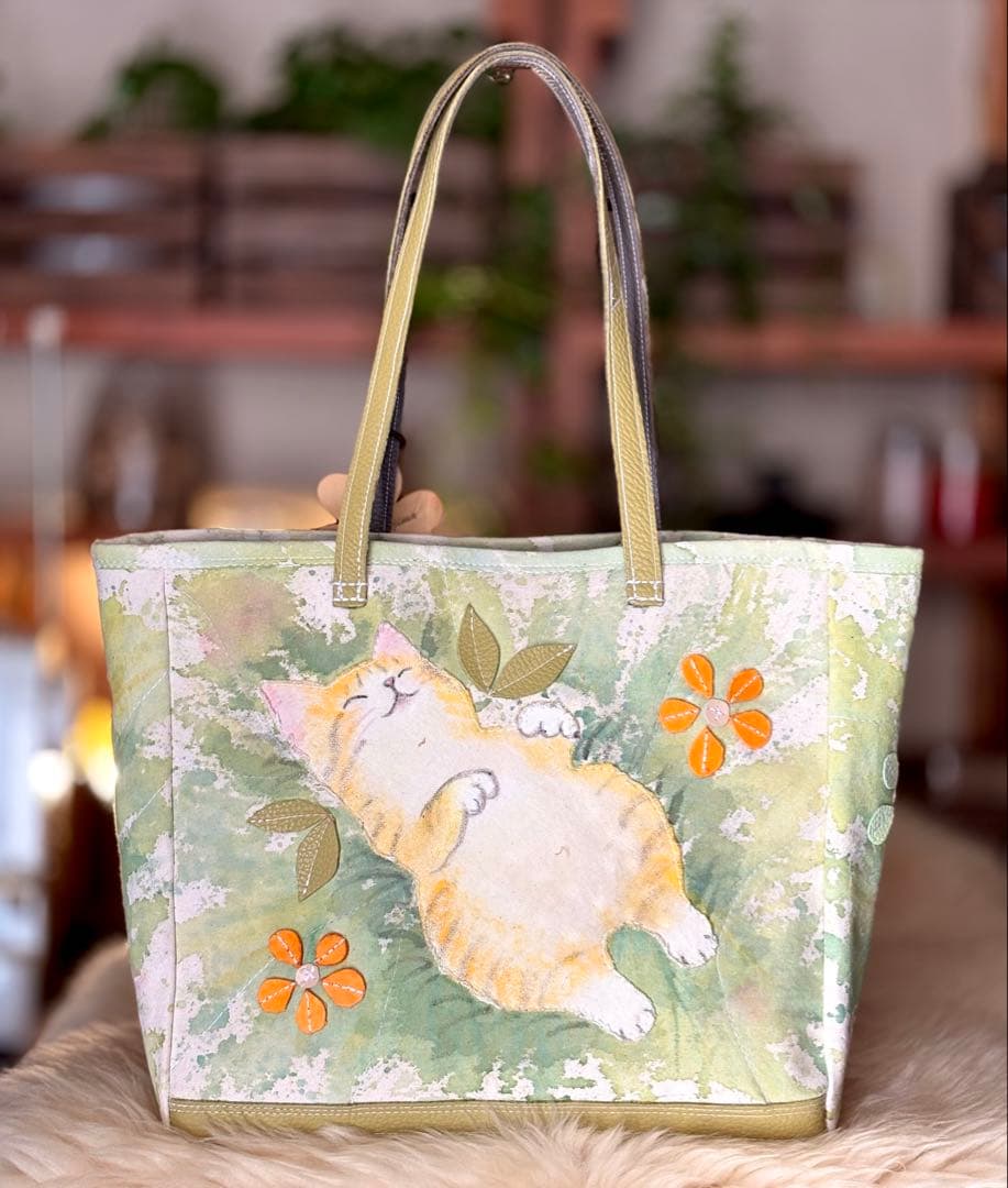 (手づくり)\"やぁ、こんにちは\"ねこたちのトートバッグ/アップリケパッチワーク