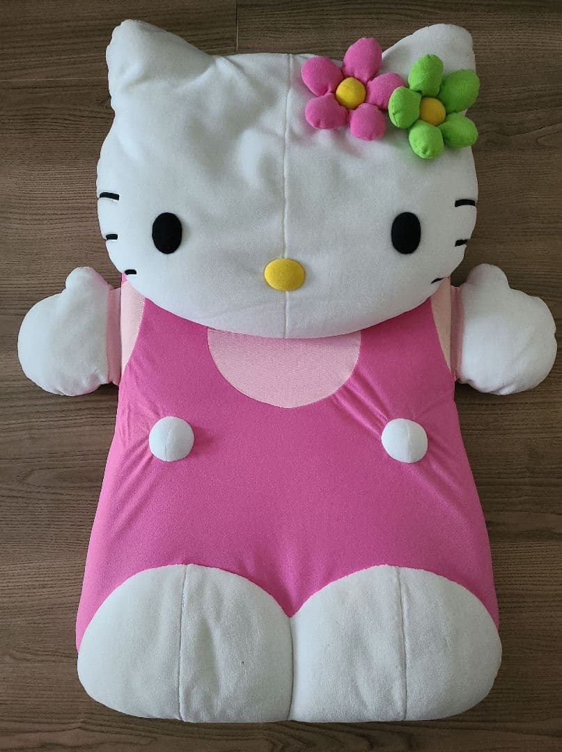 【希少】ハローキティ 座椅子 レトロ