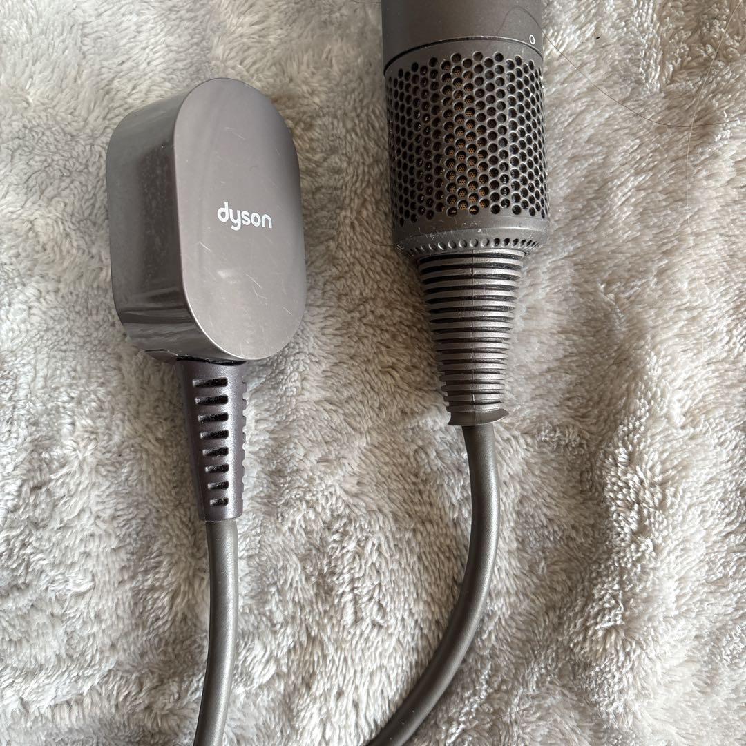 Dyson Supersonicドライヤー ジャンク 接触不良 修理用 部品取り