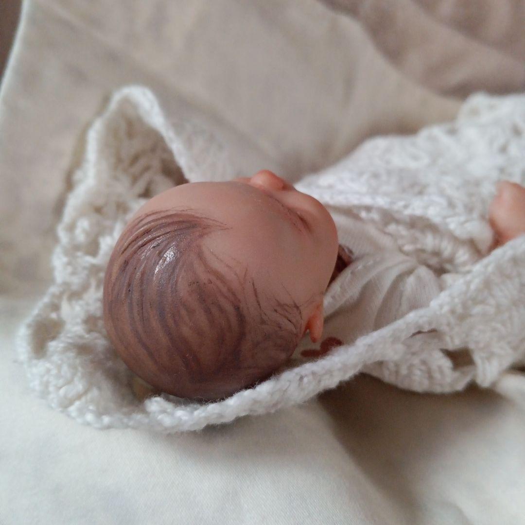 樹脂粘土 すやすやベビー✩.*˚ リボーンドール
