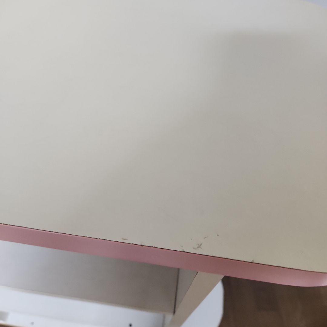 ホワイトとピンクのカウンターワゴン　昭和レトロ