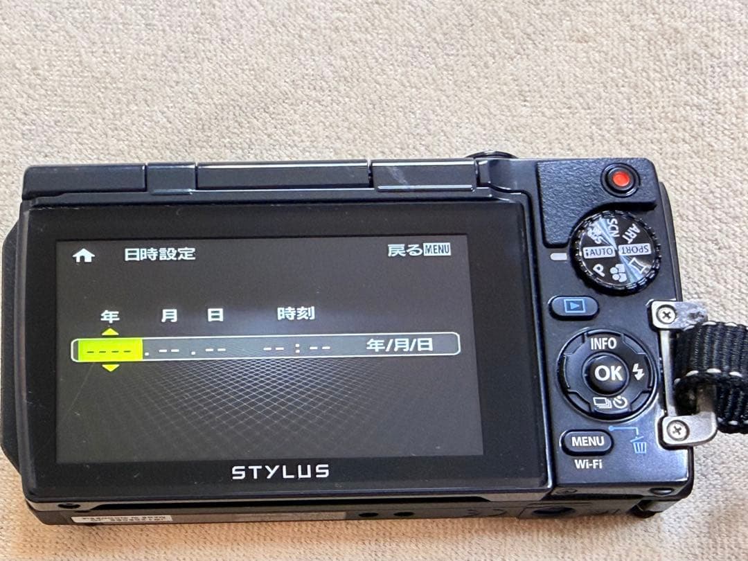 美品！ OLYMPUS オリンパス 防水デジタルカメラ TG-860 Tough