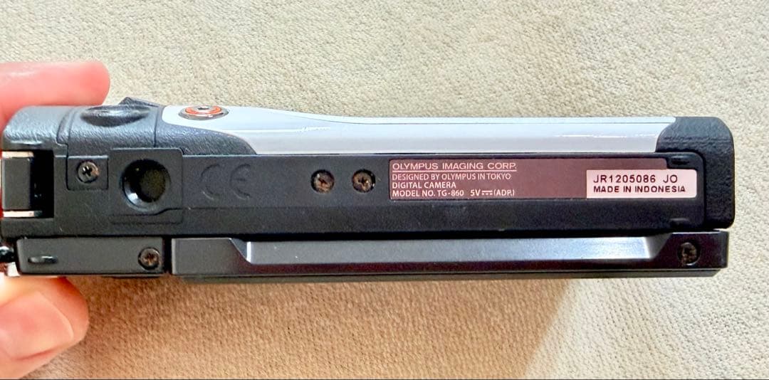 美品！ OLYMPUS オリンパス 防水デジタルカメラ TG-860 Tough