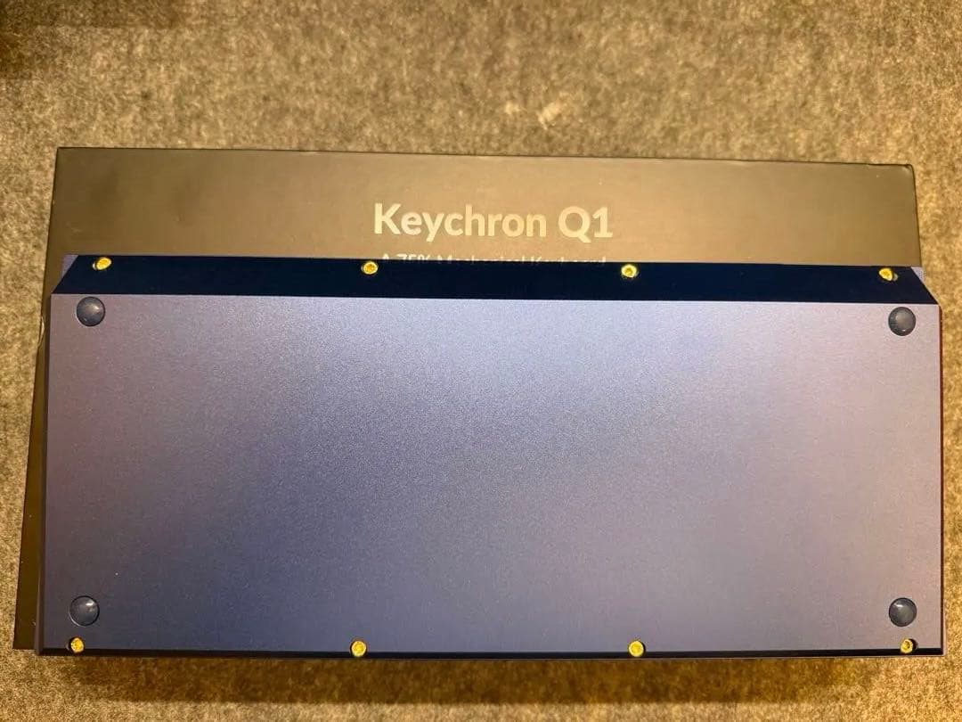 【美品】Keychron Q1 75%キーボード コイルケーブル パームレスト等
