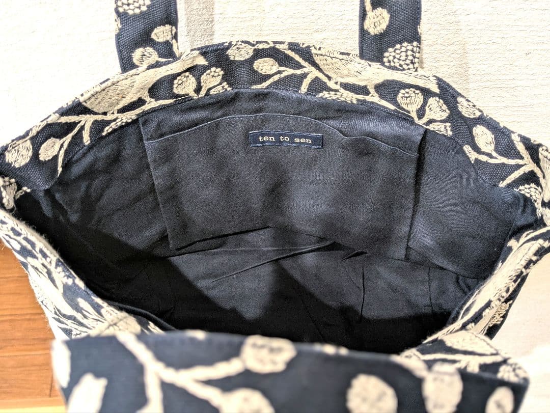 【新品】点と線模様製作所正規品トートバッグ 　　　　バ−ドガ−テン刺繍生地
