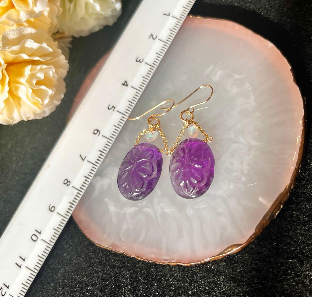 アメジストのカービングピアス