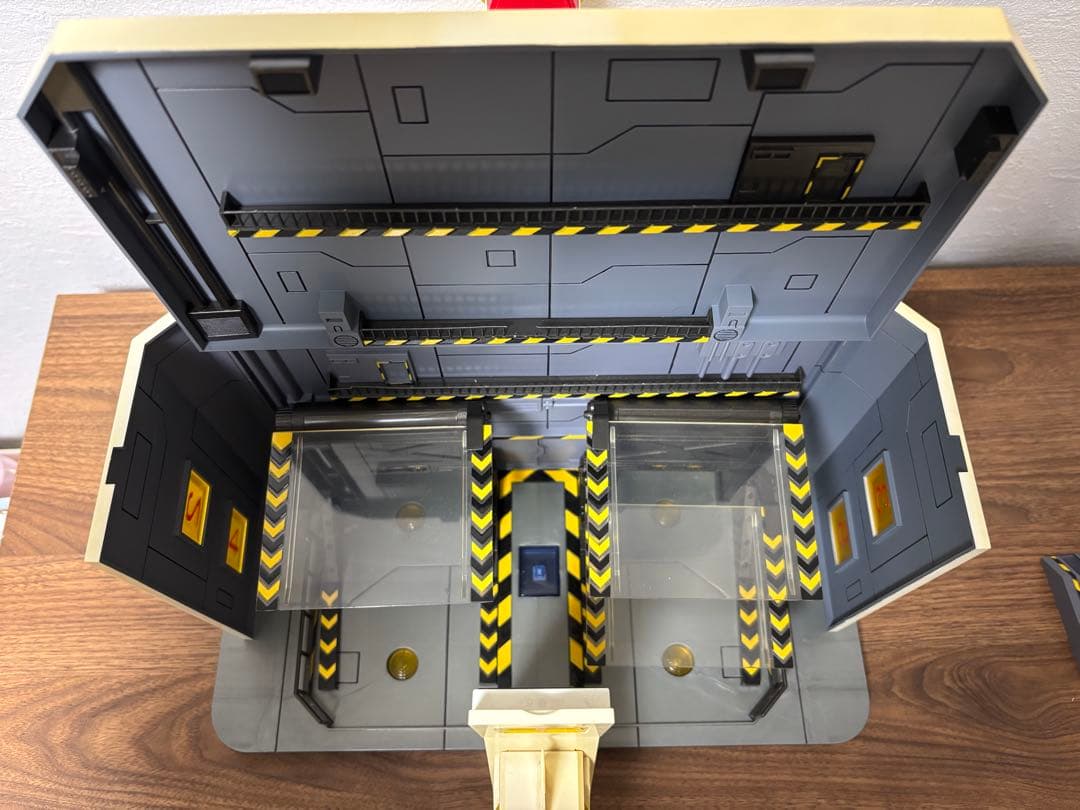 花*火様 ボルテスv大鳥島ビックファルコン基地　ジャンク