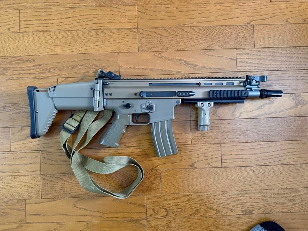 東京マルイ製　次世代電動ガン SCAR-L FDE （動作確認）