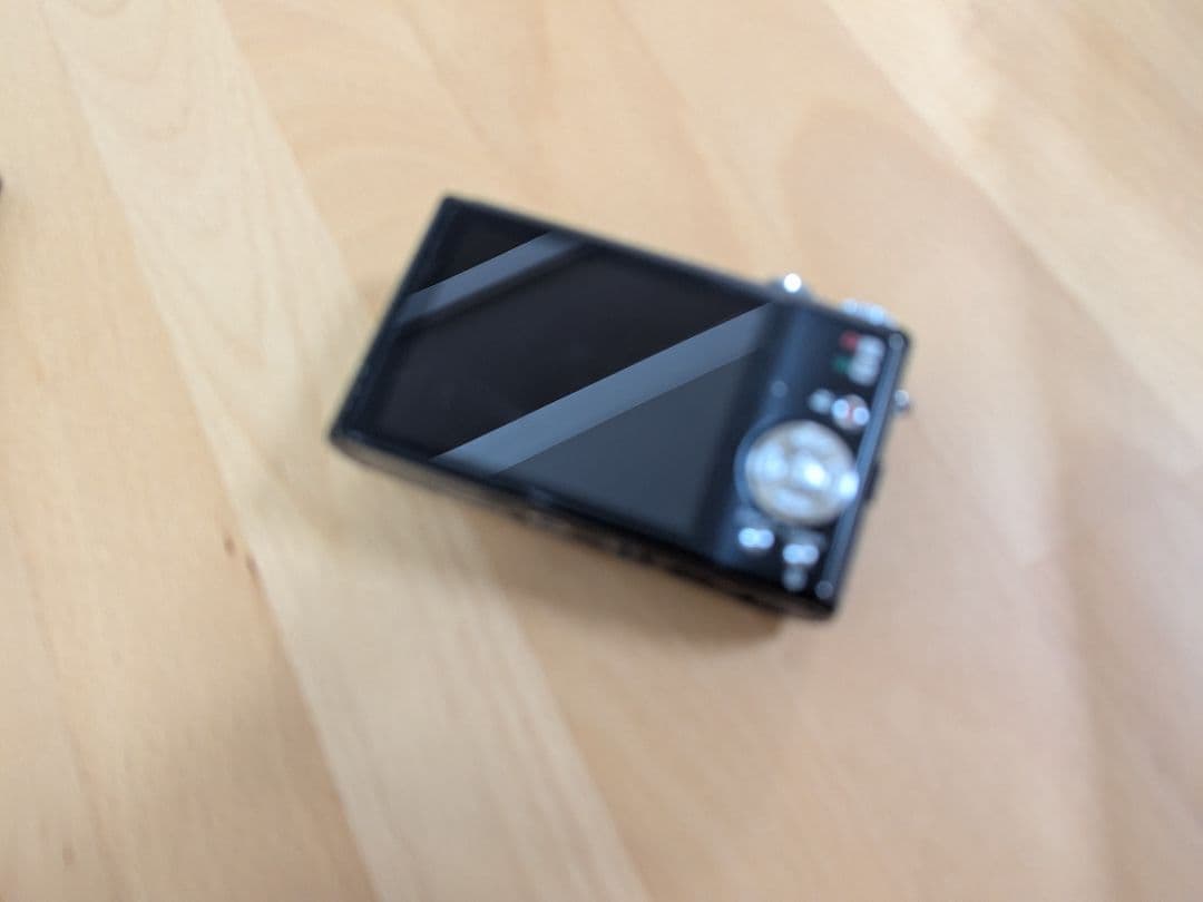 Panasonic DMC-TZ7 コンパクトデジタルカメラ