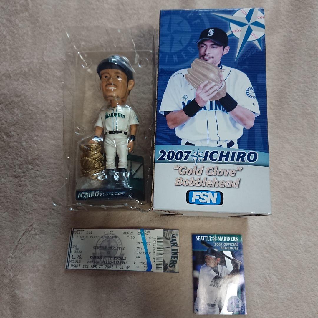 ★★イチロー 2007-09年 球場限定配布 ボブルヘッドドール 当日チケット付