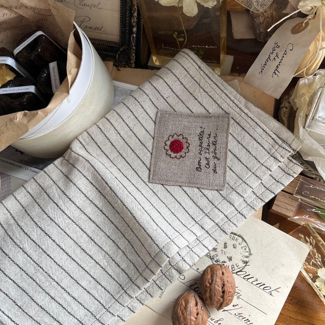 trifolium × おやつ屋 ハイジ コラボ リネン クロス