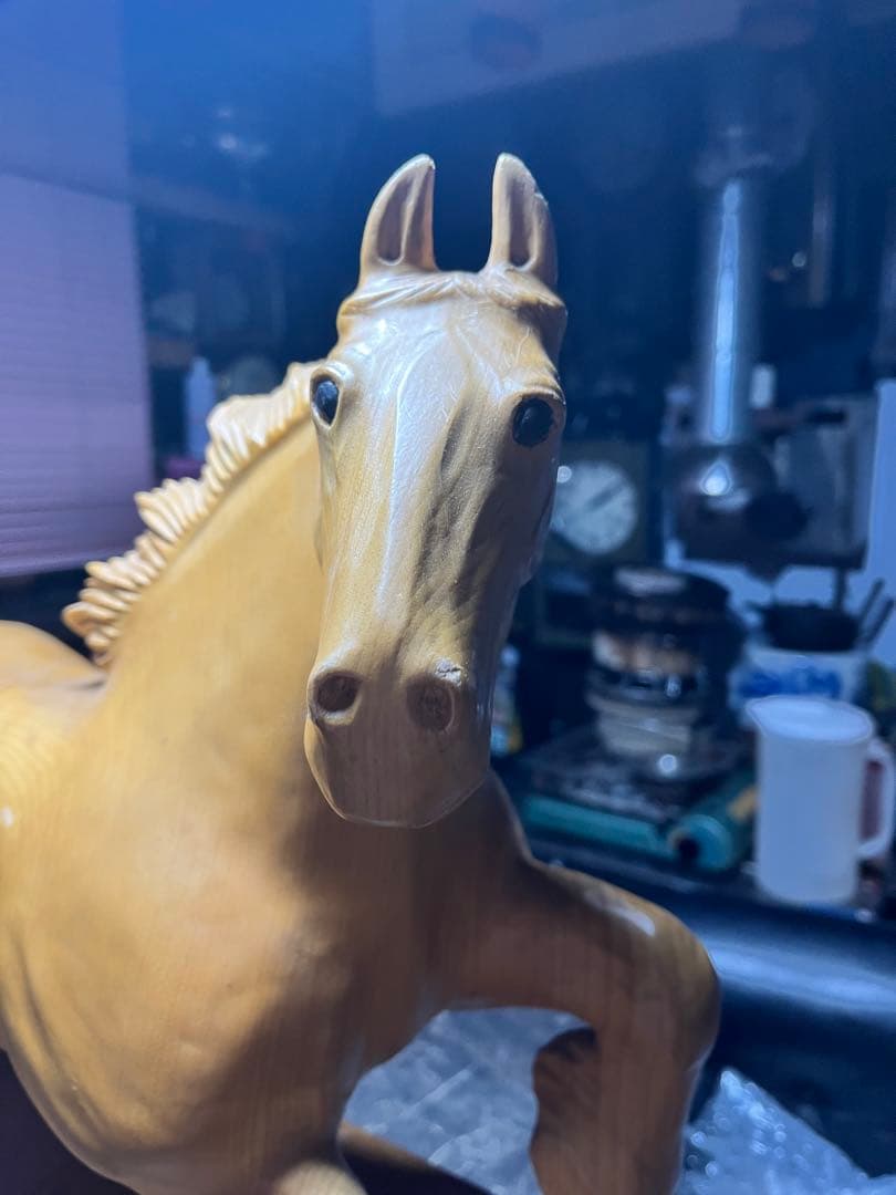 大きな木彫り馬、木彫り馬、一刀彫り馬、道産子馬木彫り、道産子馬彫刻、 53センチ