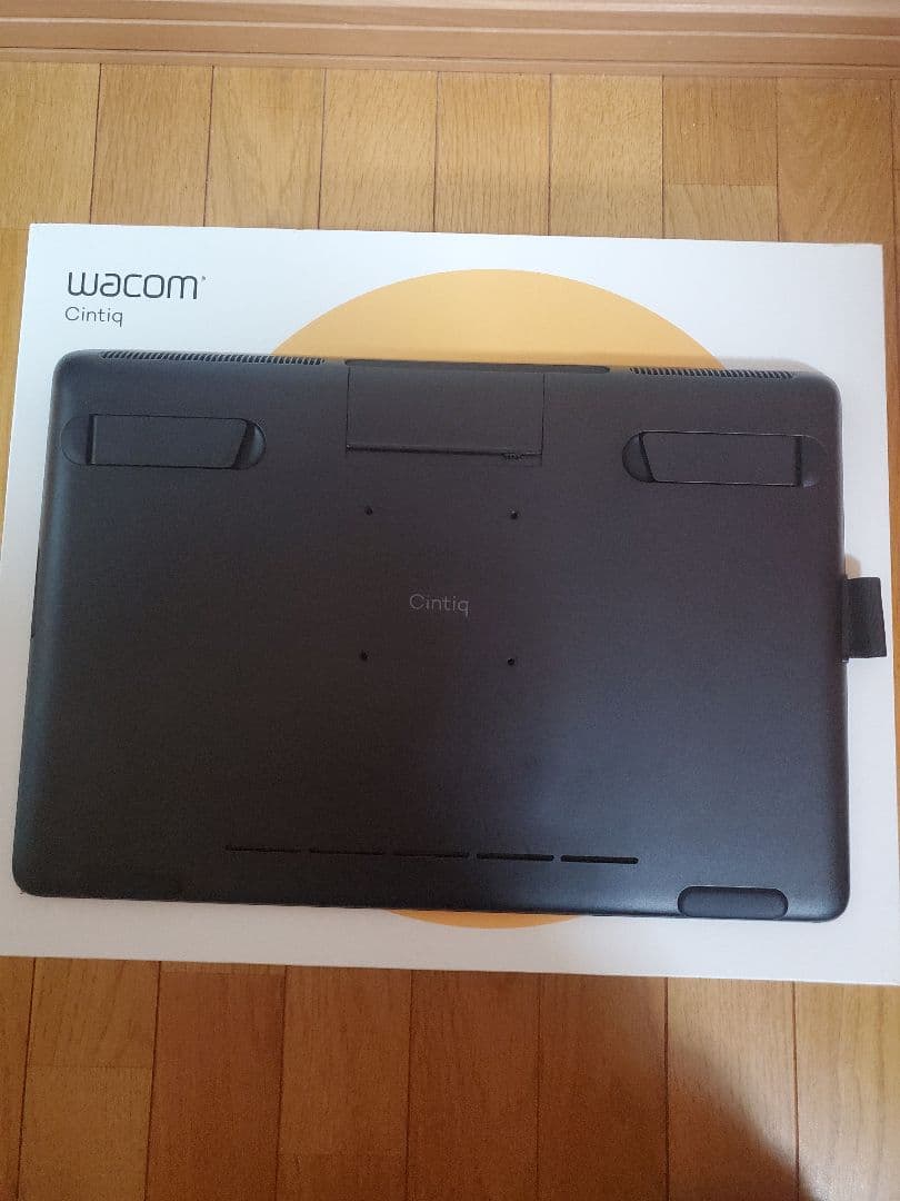 Wacom Cintiq 16 液タブ