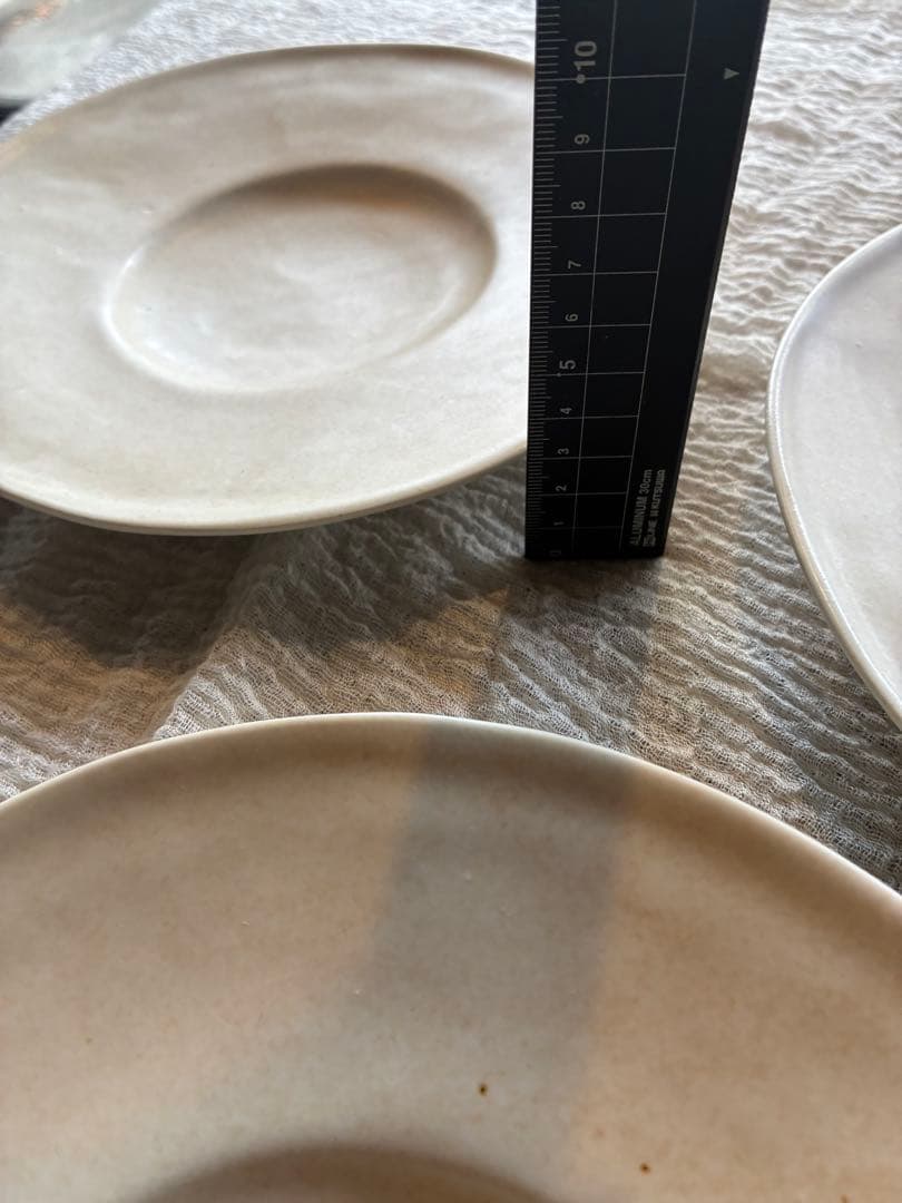 加藤かずみさん アイボリーリム皿3枚セット