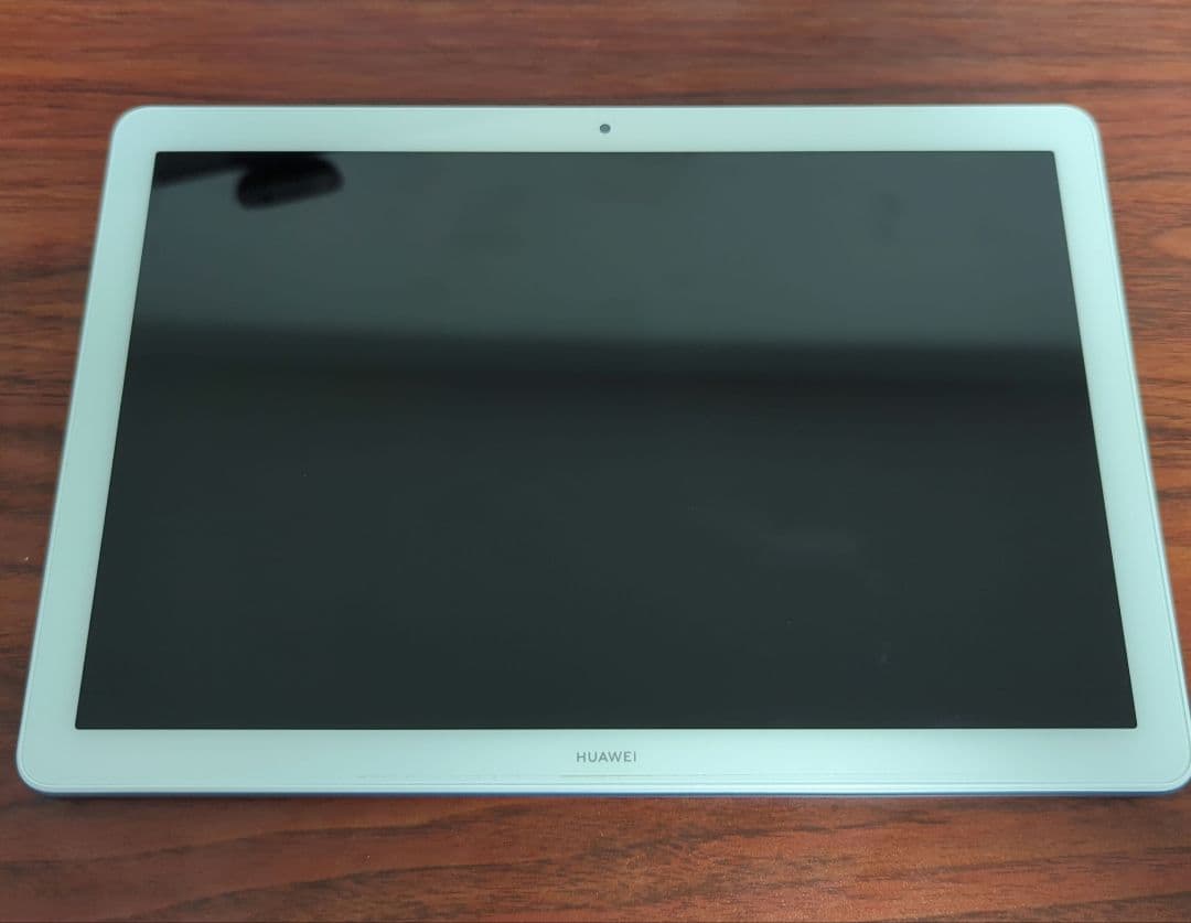 HUAWEI MediaPad T5 本体（保護シート貼付済】/外箱/充電アダプ