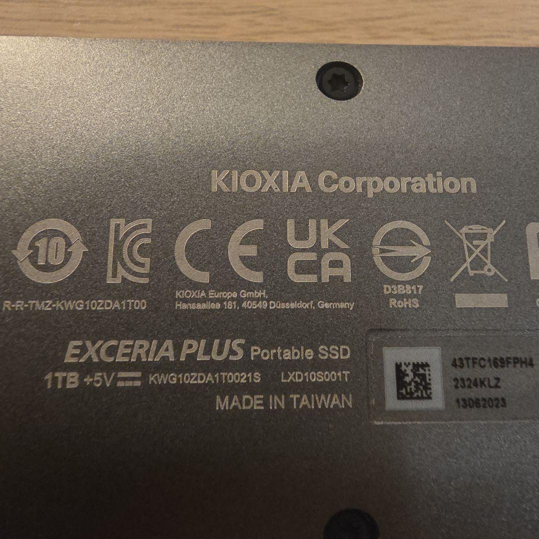 KIOXIA EXCERIA PLUS ポータブルSSD1TB