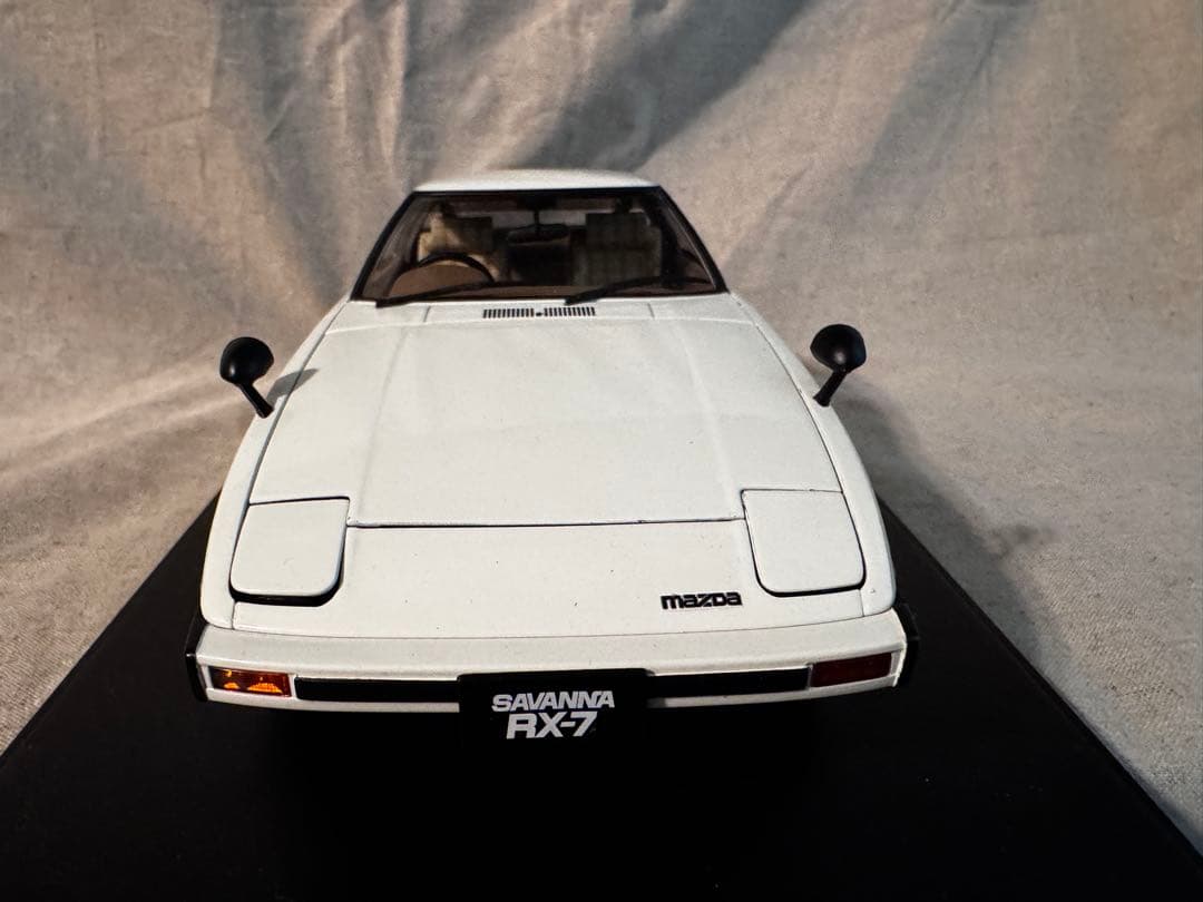 ミニカー Mazda Savanna RX-7 (SA) 1/18 AUTOart