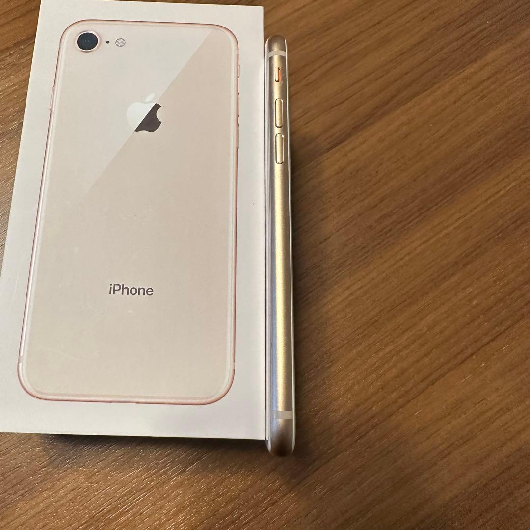 【SIMロック解除済み】iPhone 8 64GBピンクゴールド 本体