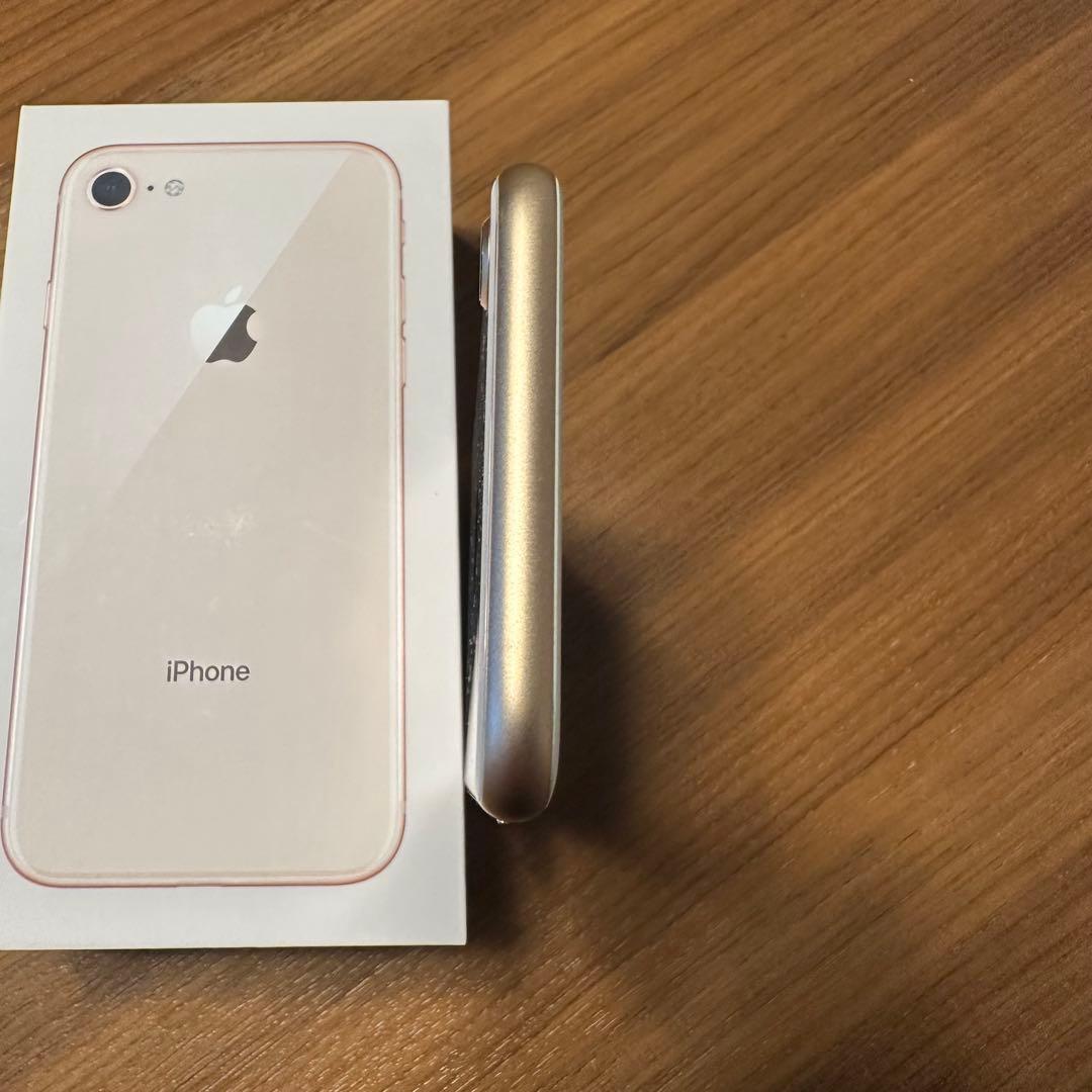 【SIMロック解除済み】iPhone 8 64GBピンクゴールド 本体