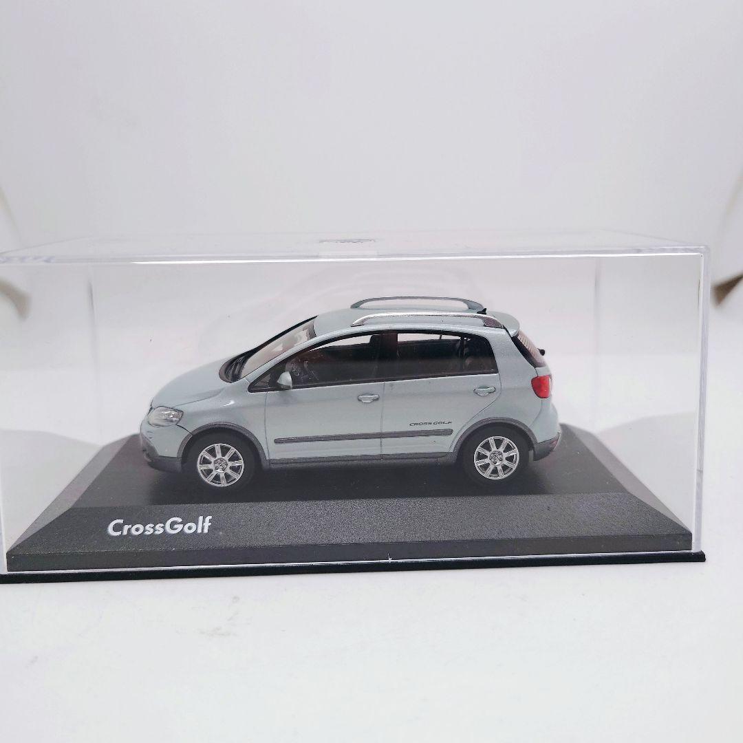 激レア Volkswagen Cross Golf ミニカー 1/43