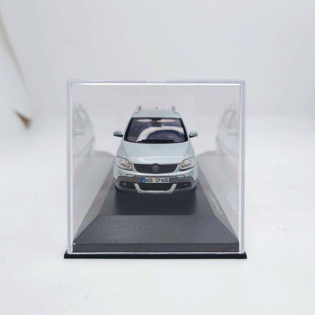 激レア Volkswagen Cross Golf ミニカー 1/43