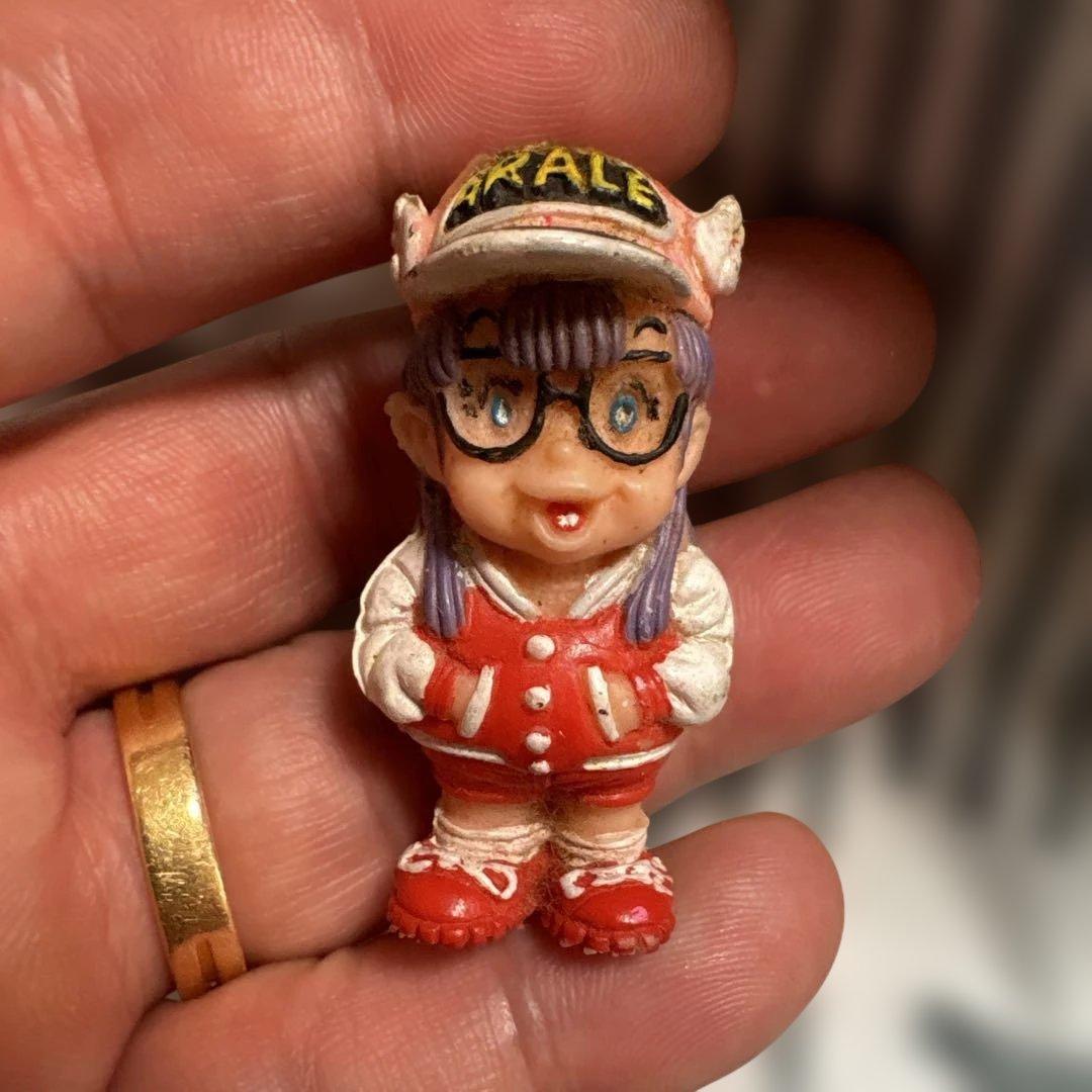 アラレちゃん フィギュア 消しゴム　4体セット　色付き