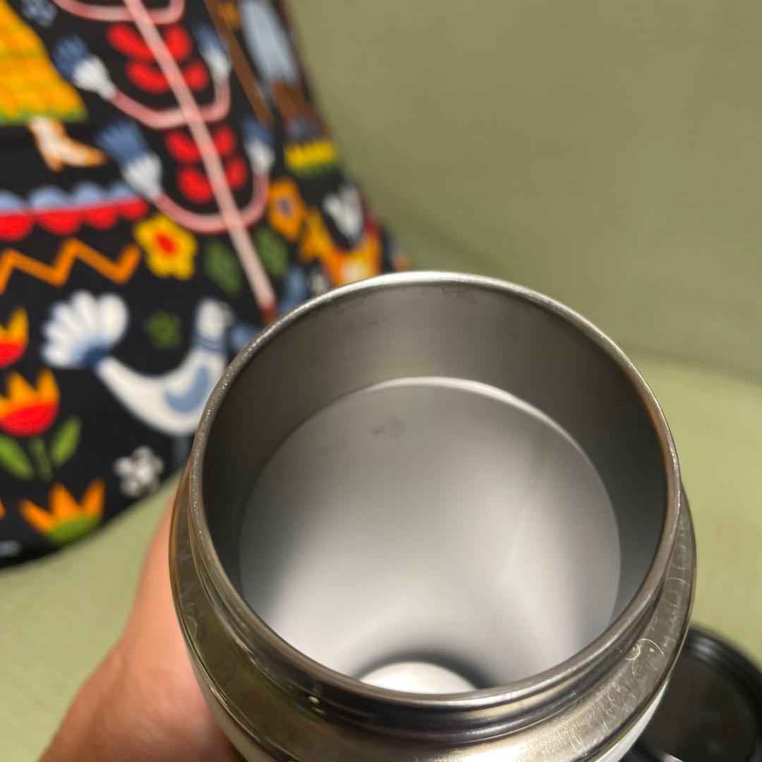 ファミリアハイドロフラスク　水筒　hydro Flask
