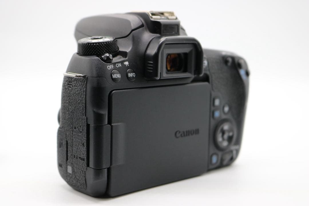 美品 【Canon EOS 9000D ダブルレンズセット】 安心保証あり