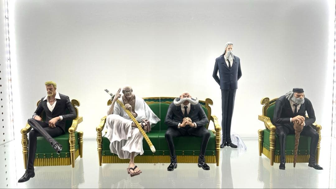 一番くじ ワンピース 五老星 虚の玉座 サターン聖 ナス寿郎聖 8点セット