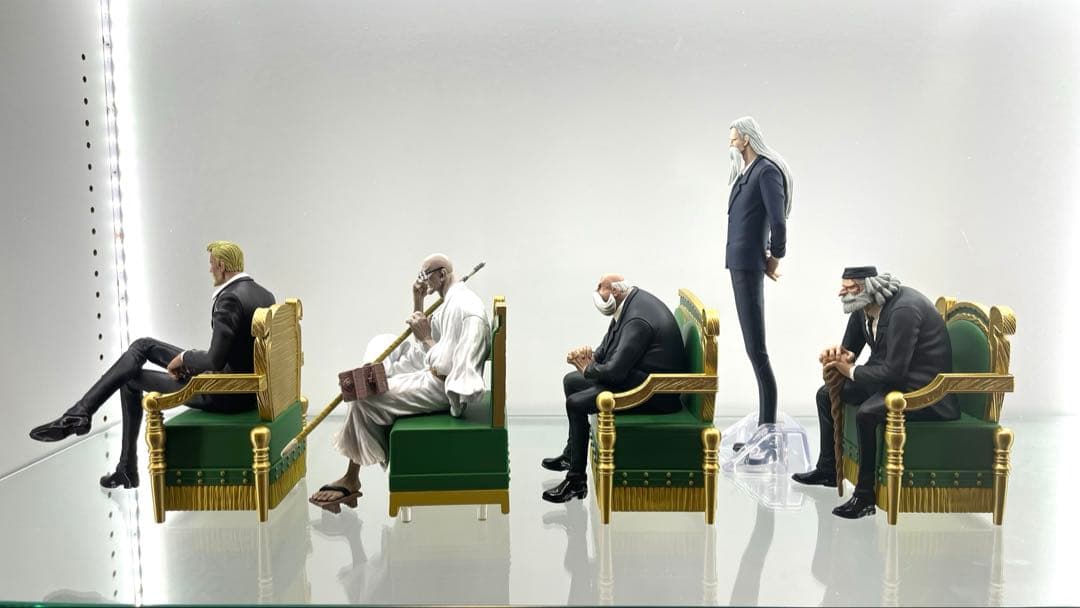 一番くじ ワンピース 五老星 虚の玉座 サターン聖 ナス寿郎聖 8点セット