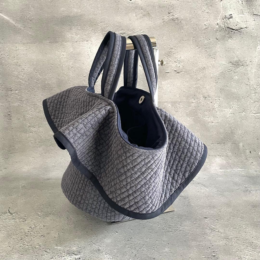 フレアフリル付き丸底マルシェバッグ　ヌビバッグ　ネイビー　ハンドメイド