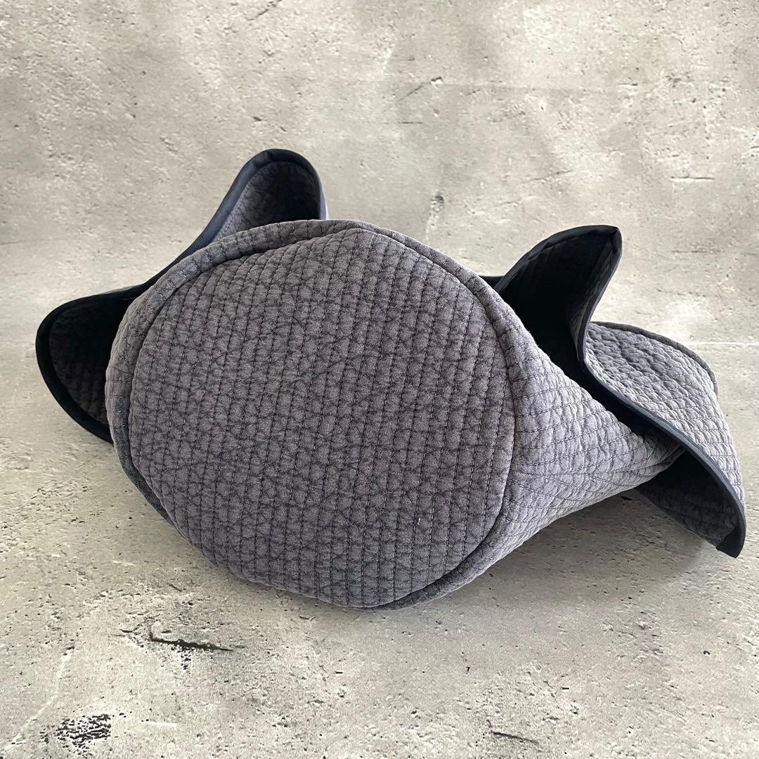 フレアフリル付き丸底マルシェバッグ　ヌビバッグ　ネイビー　ハンドメイド