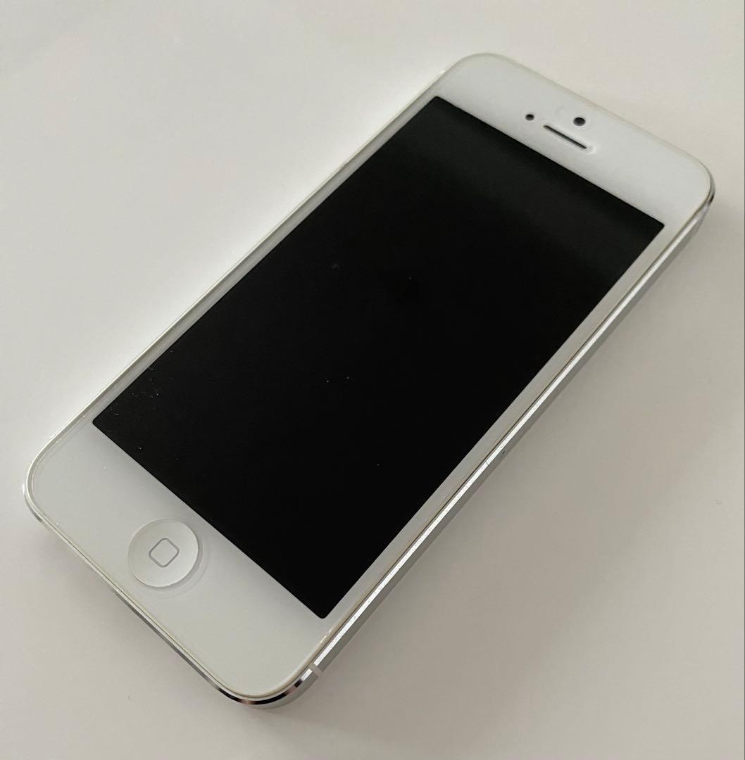 iPhone5 16GB シルバー