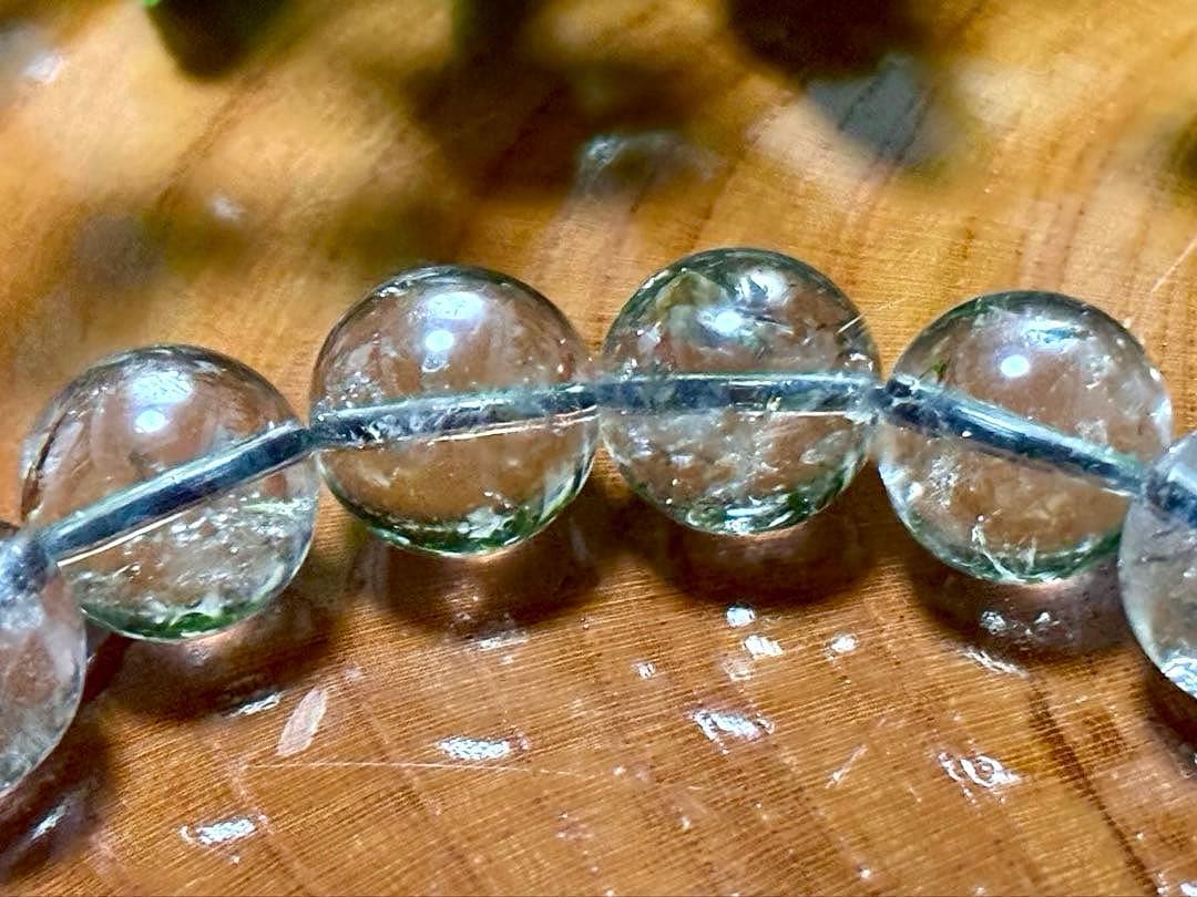 究極品質　光を纏いし神の聖石　幻のオールドガネッシュヒマール手磨き　黒金龍神水晶