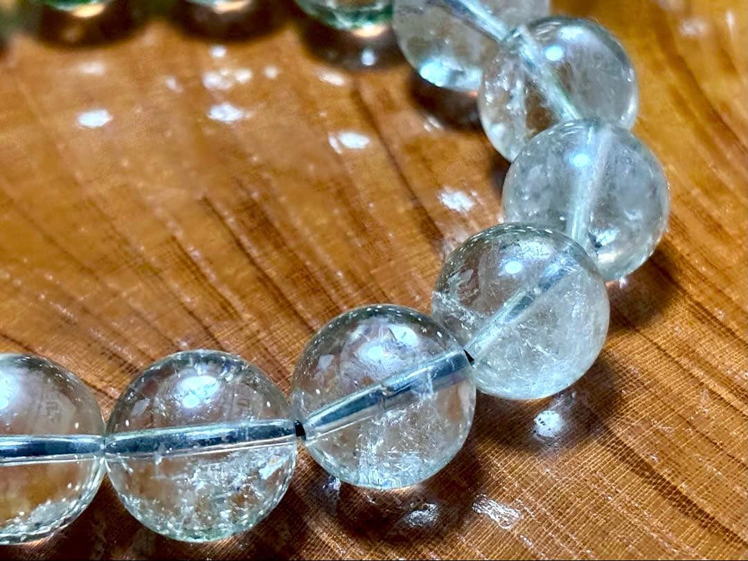 究極品質　光を纏いし神の聖石　幻のオールドガネッシュヒマール手磨き　黒金龍神水晶