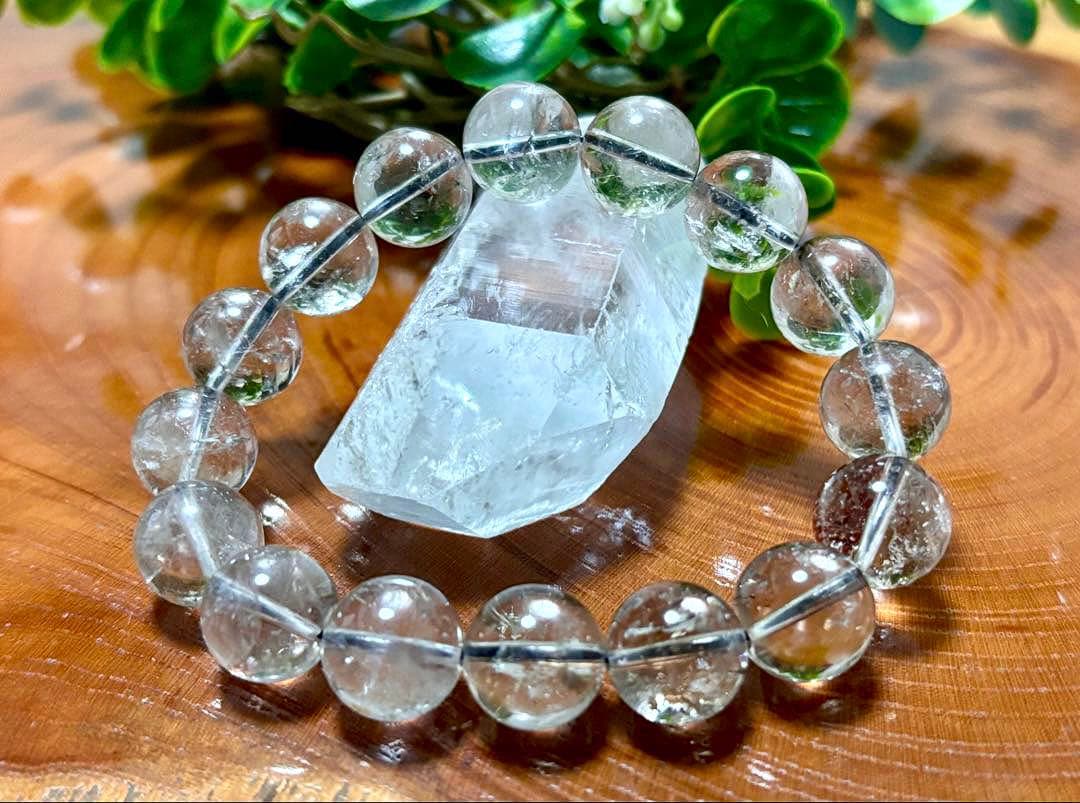 究極品質　光を纏いし神の聖石　幻のオールドガネッシュヒマール手磨き　黒金龍神水晶